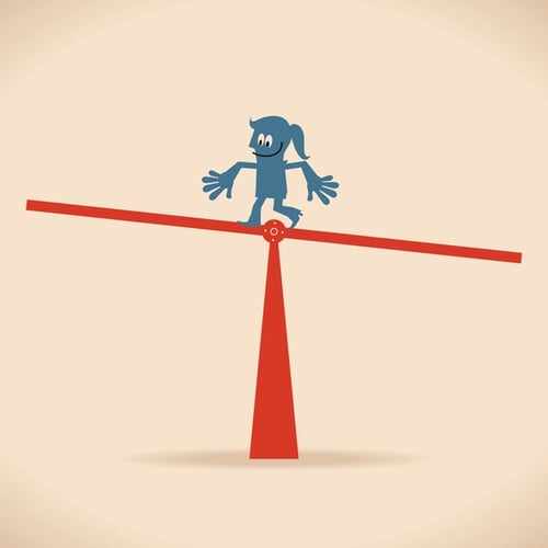 Dans un projet Web, il est souvent utile d'être agile pour trouver le bon équilibre. Sur l'illustration, nous avons un petit personnage qui fait un numéro d'équilibriste.