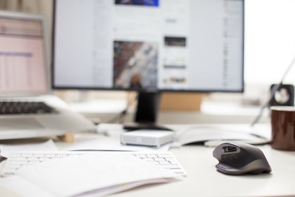 15 pratiques incontournables du community manager en 2024