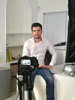 influenceur-devant-la-camera-compressor.jpg