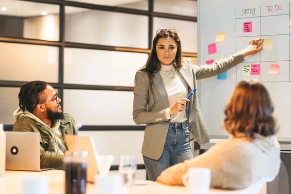 Pourquoi vos projets digitaux prennent du retard (et comment l’éviter) ?