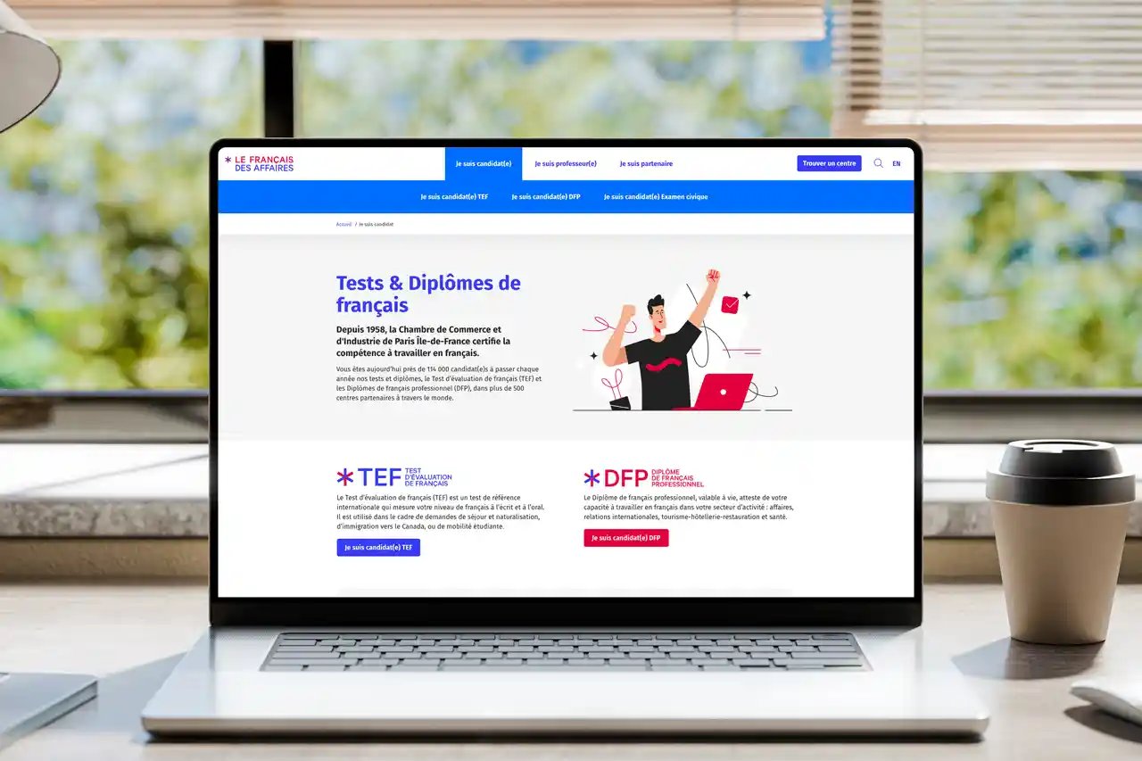 Un candidat cherche des informations relatives à la passation des tests sur la plateforme du français des affaires